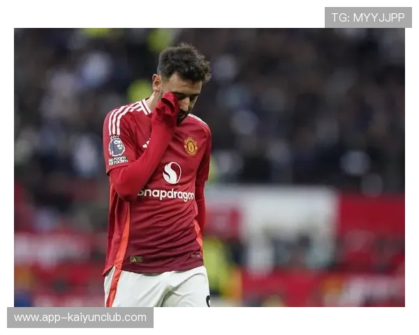 阿贾克斯完成锋线年轻化计划