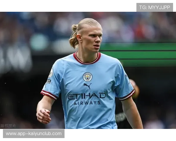 哈兰德单刀左脚低射稳稳命中